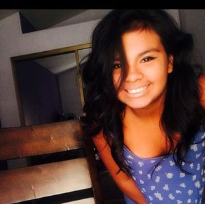 Meet your Posher, Hailey